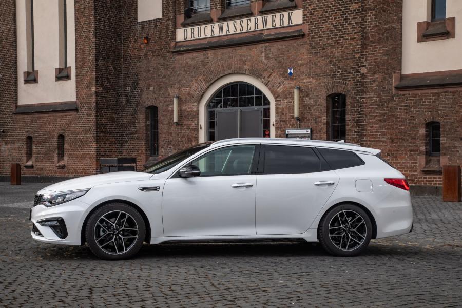  Kia Optima Sportswagon GT Line (JF) 2018 года  (WW) (фото 25 из 44)